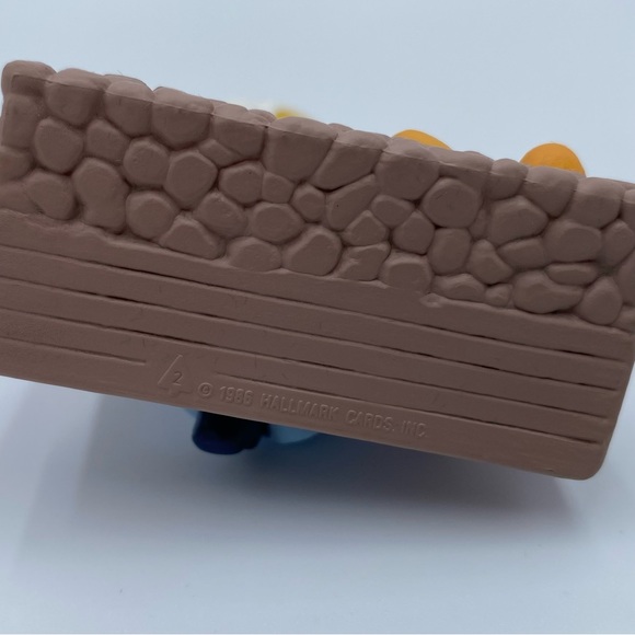 Vintage 1986 Hallmark Keepsake Windows of the World #2 Holland Dutch Ornament - Picture 5 of 8